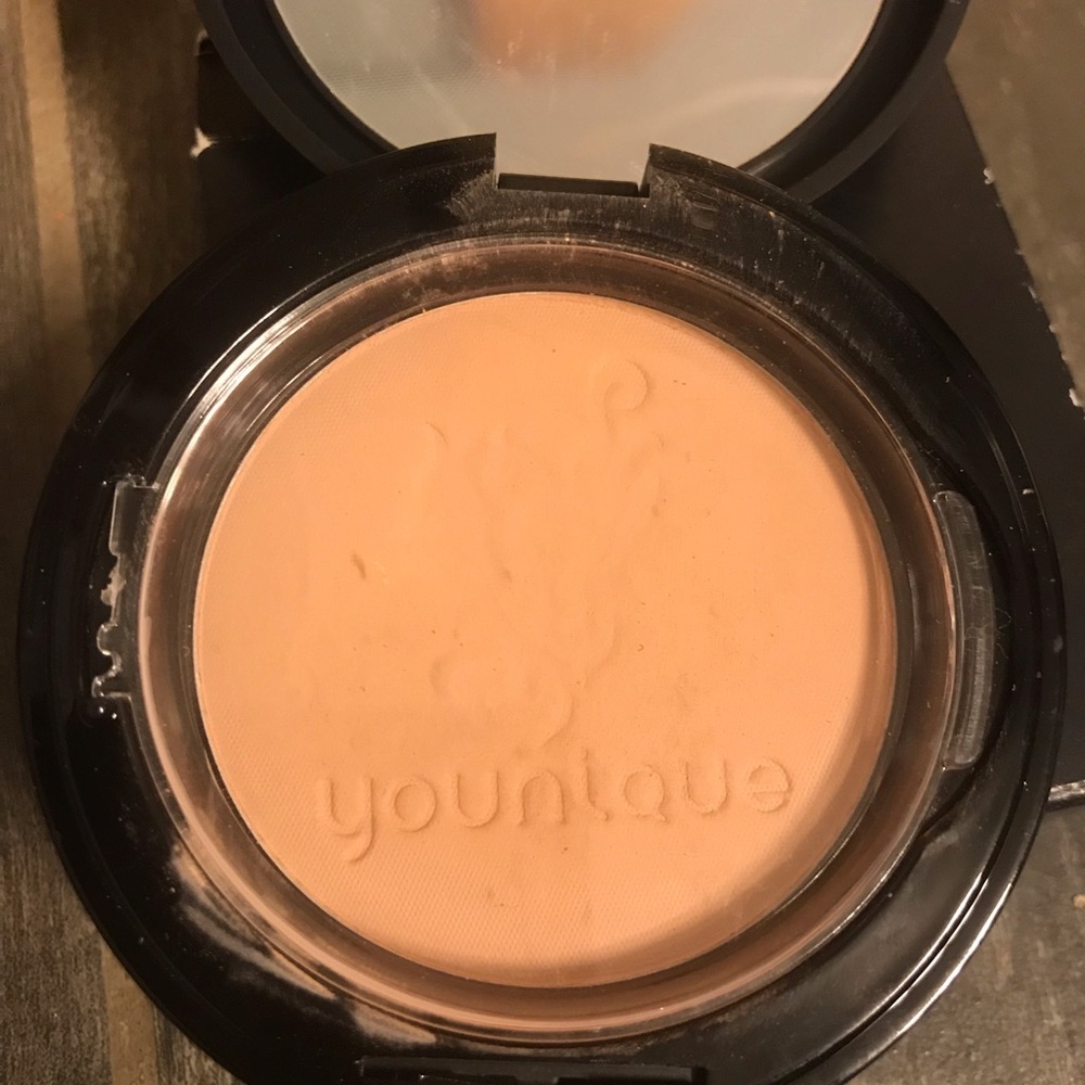 Younique touch foundation